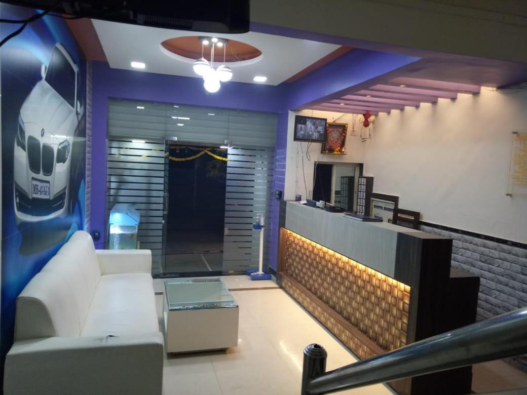 Hotel Nivara Navi Mumbai Exterior foto